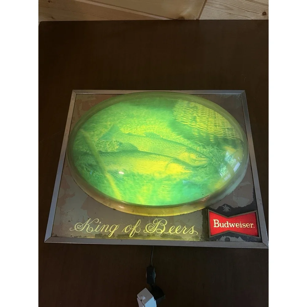 VINTAGE LIGHTED 3D Trout LIGHT BUDWEISER KING OF BEERS SIGN
